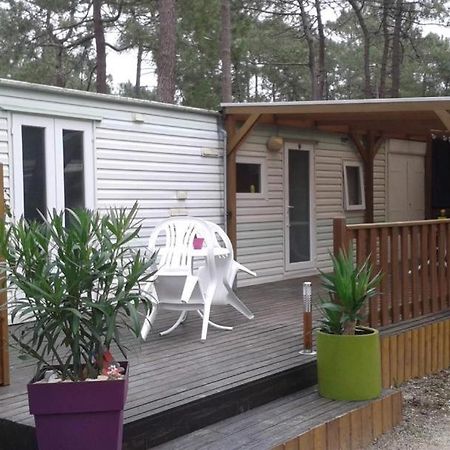 Bureaux Appartements Lesparre Medoc Eksteriør billede