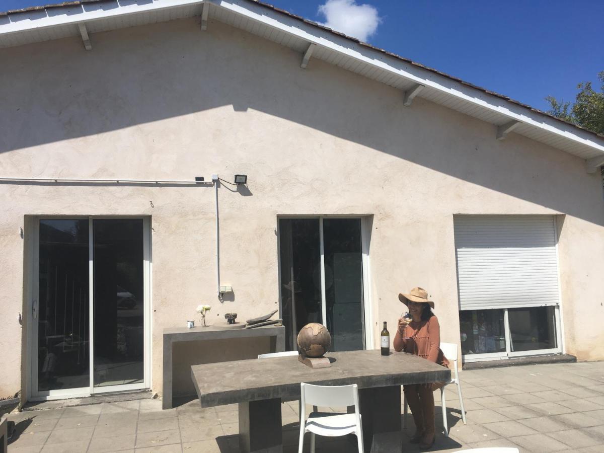 Bureaux Appartements Lesparre Medoc Eksteriør billede